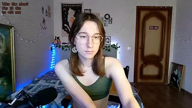 Girls: discover live performances with matured cam models, from teasing to fixations, in a variety of stunning live sex cams.