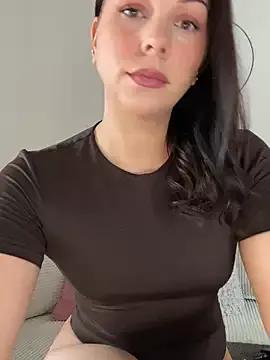 Girls: discover live performances with matured cam models, from teasing to fixations, in a variety of stunning live sex cams.