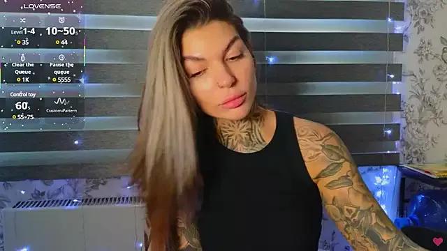 Girls: discover live performances with matured cam models, from teasing to fixations, in a variety of stunning live sex cams.