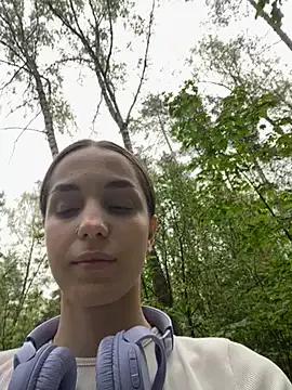 Tessa_Brownnn from StripChat is Freechat