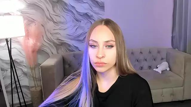 TessaBlakee from StripChat is Freechat