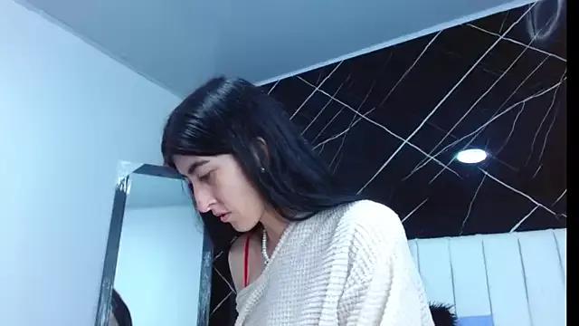 Thaliaaa_ from StripChat is Freechat