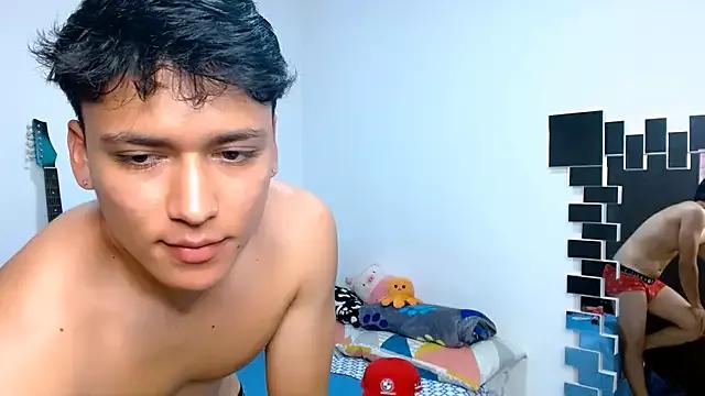 Girls: discover live performances with matured cam models, from teasing to fixations, in a variety of stunning live sex cams.