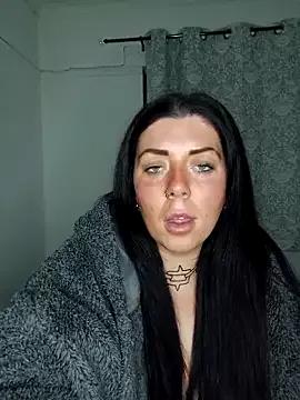 thenaughtybunnyy from StripChat is Freechat