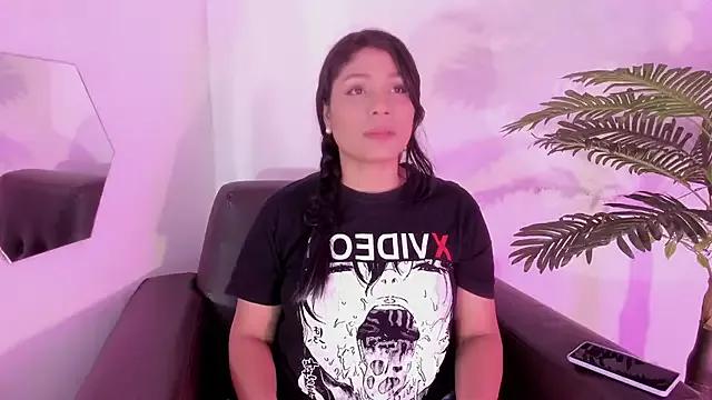 tinna_walker from StripChat