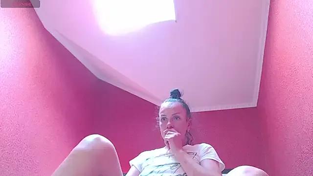 TorySoSweety from StripChat is Freechat