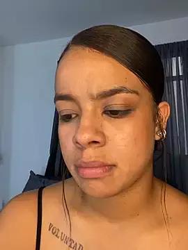 trianawhite from StripChat is Freechat