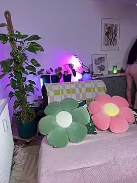 Trixie-Tainted from StripChat is Freechat