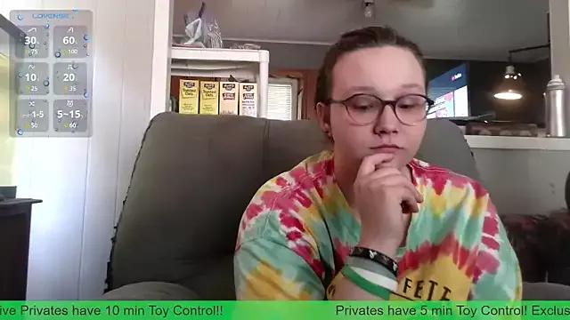 TurtleLady420 from StripChat