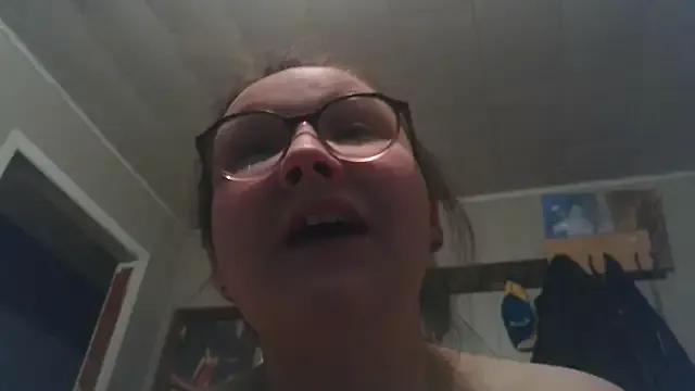 TurtleLady420 from StripChat
