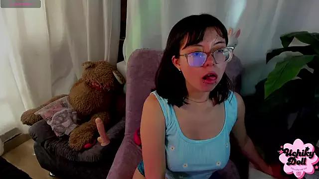 Girls: discover live performances with matured cam models, from teasing to fixations, in a variety of stunning live sex cams.