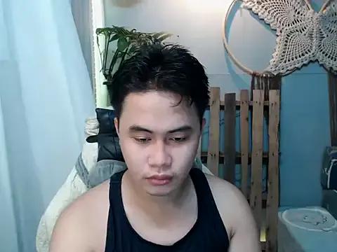 urbigcockbaby from StripChat is Freechat