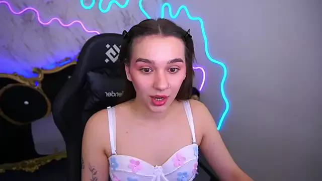 UrMuseOn from StripChat is Freechat