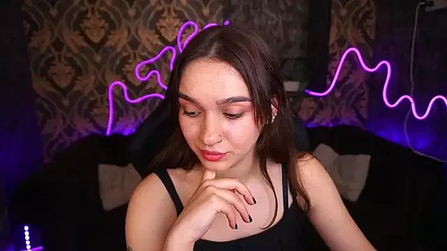 UrMuseOn from StripChat