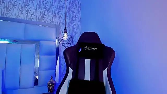 Girls: discover live performances with matured cam models, from teasing to fixations, in a variety of stunning live sex cams.