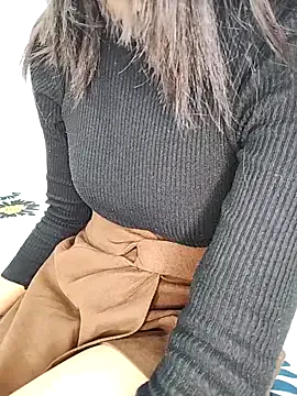 Vaani_Sharma79 on StripChat