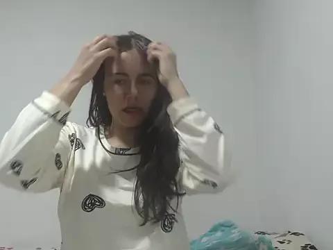 Valentina-Sexyy from StripChat is Freechat