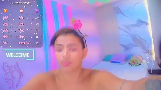Girls: discover live performances with matured cam models, from teasing to fixations, in a variety of stunning live sex cams.