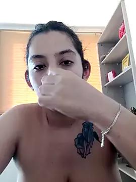 VALENTINA_ROUSE_ from StripChat is Freechat