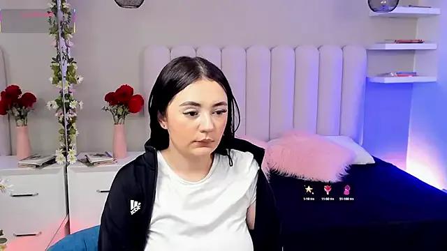 Girls: discover live performances with matured cam models, from teasing to fixations, in a variety of stunning live sex cams.