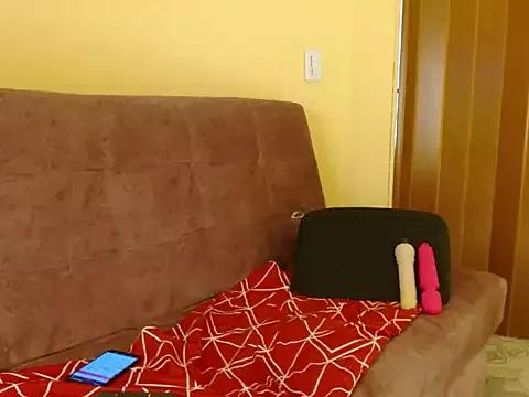 vanessa_love2 from StripChat is Freechat