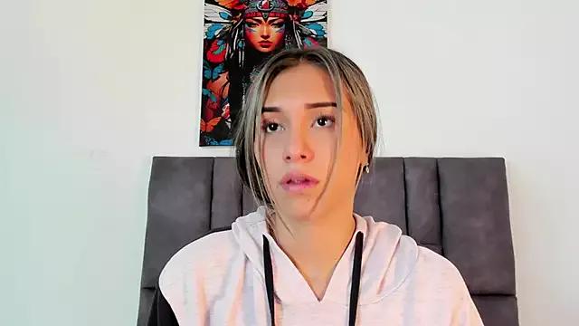 Vanessa_Rodriguez1 from StripChat is Freechat
