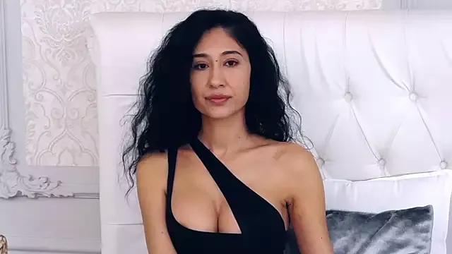 Girls: discover live performances with matured cam models, from teasing to fixations, in a variety of stunning live sex cams.