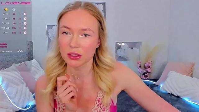 Girls: discover live performances with matured cam models, from teasing to fixations, in a variety of stunning live sex cams.