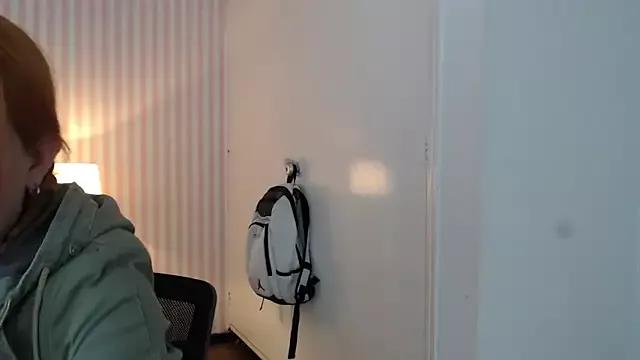 ViioletaMora from StripChat
