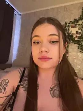 Vikki_toriya from StripChat