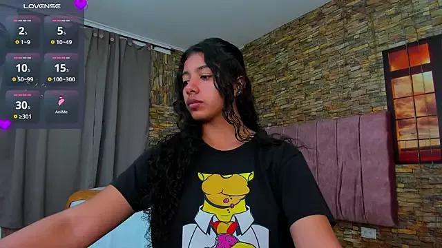 Girls: discover live performances with matured cam models, from teasing to fixations, in a variety of stunning live sex cams.