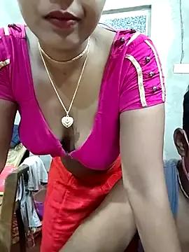 Girls: discover live performances with matured cam models, from teasing to fixations, in a variety of stunning live sex cams.