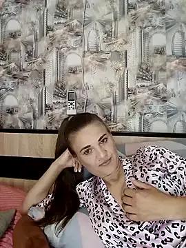 Viola3102 from StripChat is Freechat