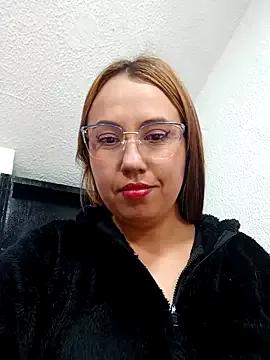 Girls: discover live performances with matured cam models, from teasing to fixations, in a variety of stunning live sex cams.