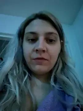 Girls: discover live performances with matured cam models, from teasing to fixations, in a variety of stunning live sex cams.