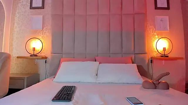 Girls: discover live performances with matured cam models, from teasing to fixations, in a variety of stunning live sex cams.