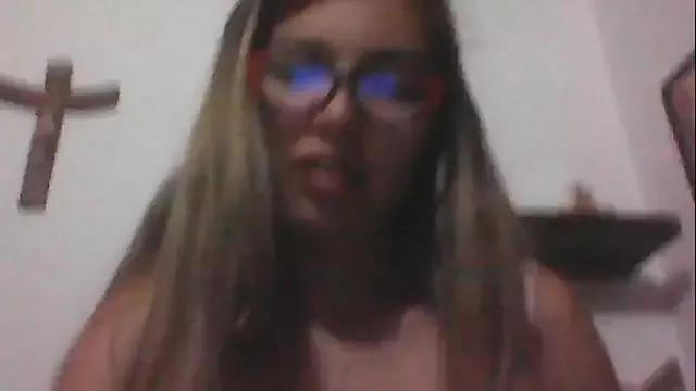 VittoriaTaylor from StripChat