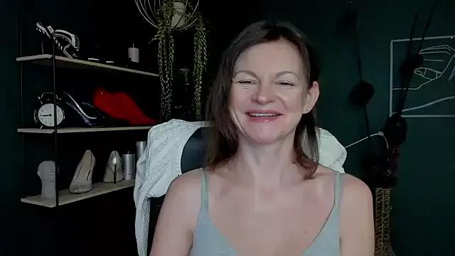 VivianWILD from StripChat