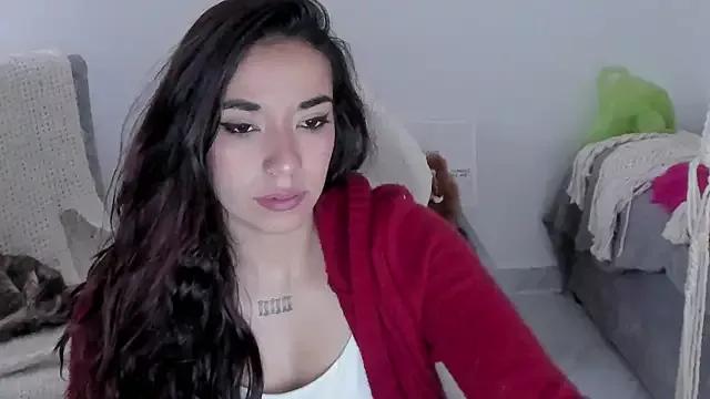 vviana_garcia from StripChat is Freechat