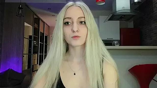 Girls: discover live performances with matured cam models, from teasing to fixations, in a variety of stunning live sex cams.