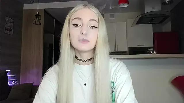 white_liillyy from StripChat is Freechat