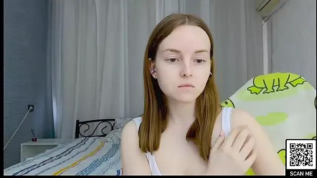 Wild__flowers from StripChat is Freechat