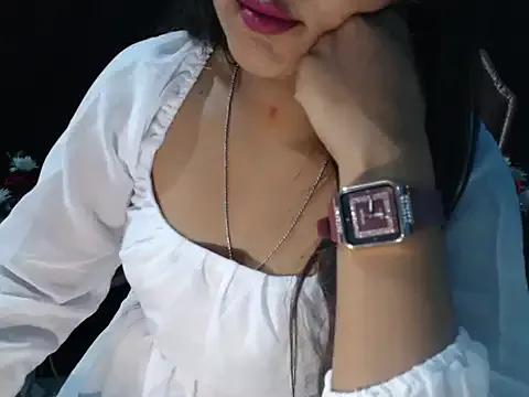 Girls: discover live performances with matured cam models, from teasing to fixations, in a variety of stunning live sex cams.