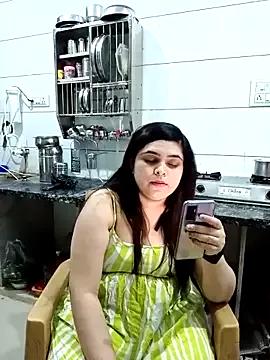 Girls: discover live performances with matured cam models, from teasing to fixations, in a variety of stunning live sex cams.