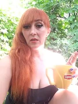 Girls: discover live performances with matured cam models, from teasing to fixations, in a variety of stunning live sex cams.