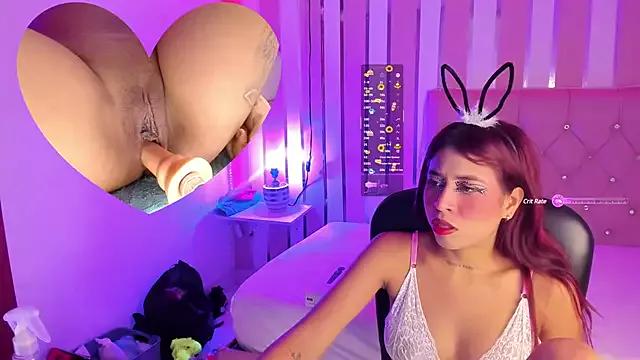 Girls: discover live performances with matured cam models, from teasing to fixations, in a variety of stunning live sex cams.