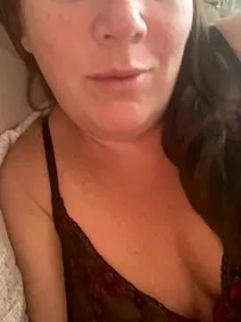 xsexycurvymilf from StripChat