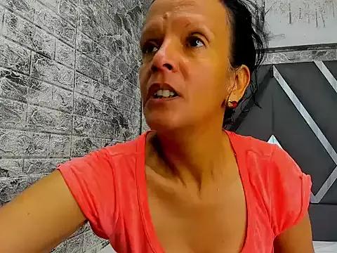 YanetRose from StripChat is Freechat