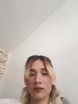 Yasmin_cristal from StripChat is Freechat
