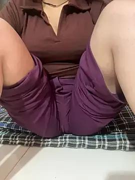 Your-Daisy from StripChat is Freechat